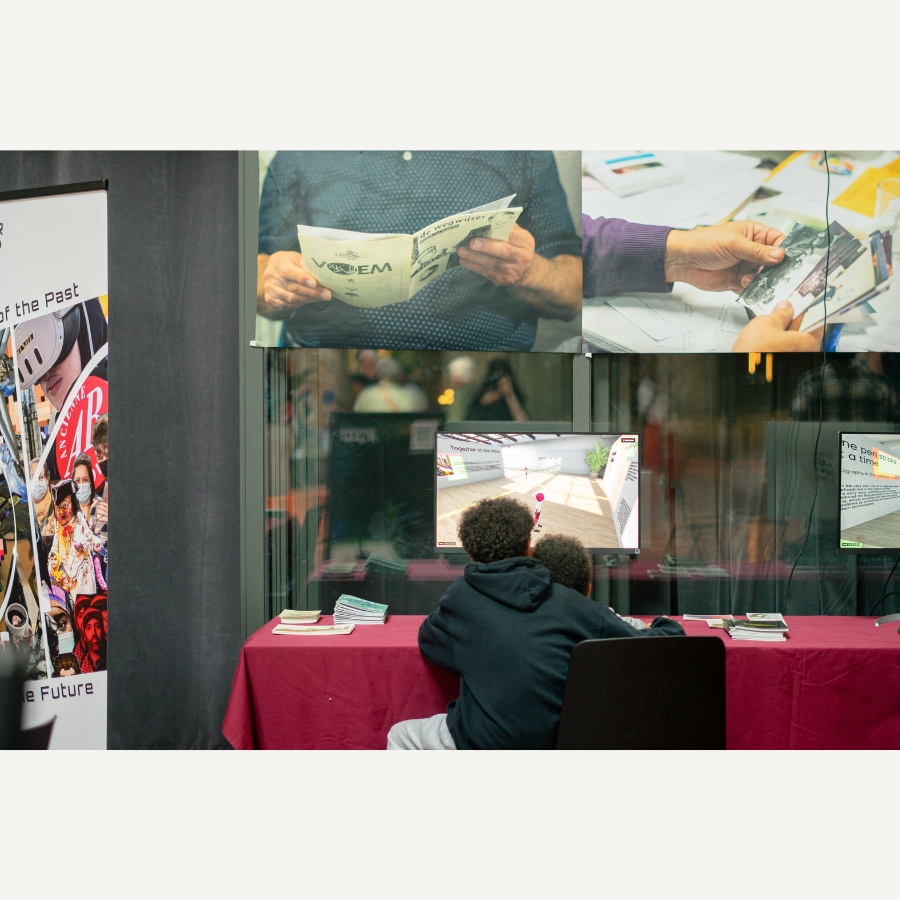 Bezoekers van de virtuele museum- en archiefruimte Digidaar © Dhiaa Biya